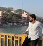 Vishu - Acompañantes masculino in New Delhi Photo 1 of 1