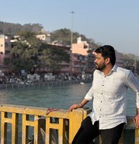 Vishu - Male escort in New Delhi