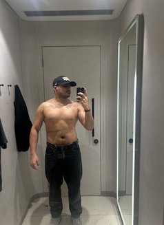 Vishu Kumar - Male escort in Bangalore Photo 3 of 4