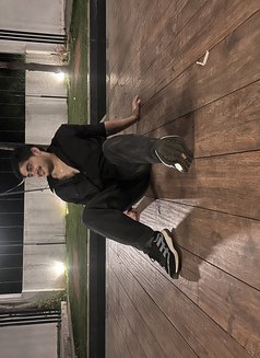 Vishu Kumar - Male escort in Bangalore Photo 7 of 10