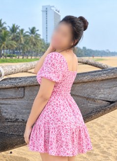 Visit escort - puta in Colombo Photo 1 of 7