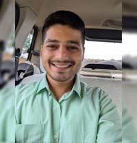Visiting Therapist - Acompañantes masculino in Mumbai