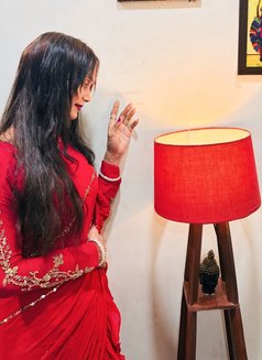 Visitor Cute shemale - Acompañantes transexual in Bhopal Photo 19 of 23