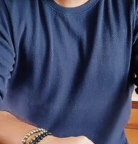 Vislave - Male escort in Mumbai