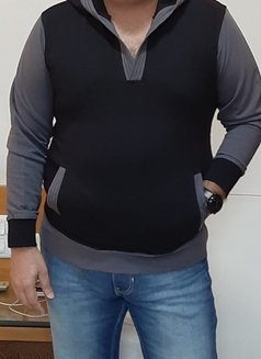 Vislave - Male escort in Mumbai Photo 2 of 2
