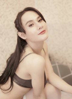 Vita - Acompañantes transexual in Jakarta Photo 2 of 13