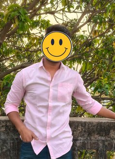 Vivaan - Male escort in Noida Photo 3 of 3