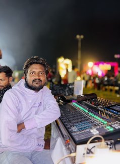 Vivaan - Male escort in Indore Photo 1 of 4
