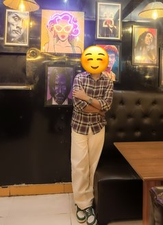 Vivaan - Acompañantes masculino in Noida Photo 7 of 9