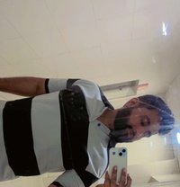Vivaan - Acompañantes masculino in Noida
