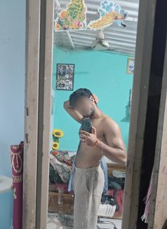 Vivek - Male escort in Mumbai Photo 2 of 4