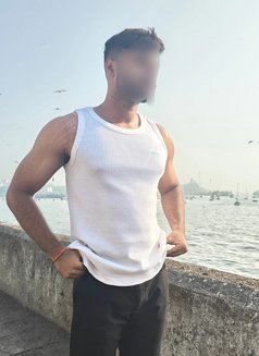 Vivek - Male escort in Mumbai Photo 3 of 4