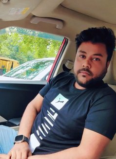 Vivek - Male escort in New Delhi Photo 1 of 4