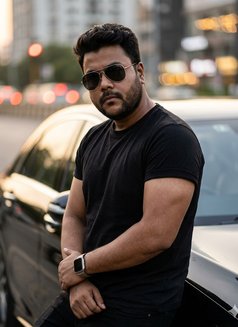 Vivek - Male escort in New Delhi Photo 2 of 4