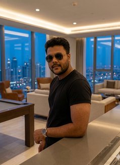 Vivek - Male escort in New Delhi Photo 4 of 4