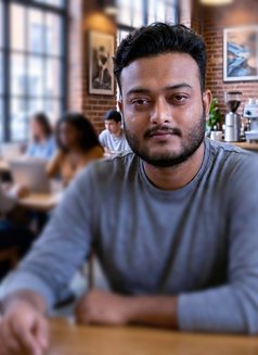 🟢Vivek Singh,Pussy licking Specialist🟢 - Male escort in Kolkata Photo 3 of 12