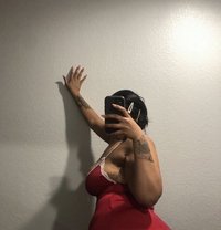 Vivi - escort in Okinawa Island