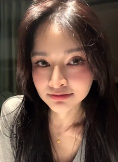 vivi - puta in Taipei Photo 10 of 10