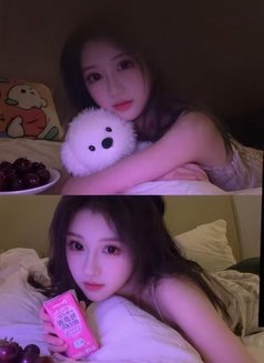 Vivi - puta in Guangzhou Photo 2 of 4