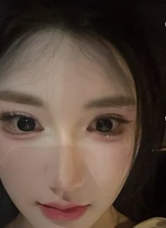 Vivi - puta in Guangzhou Photo 4 of 4