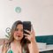 Vivi Good Kissing Lips - masseuse in Muscat