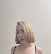 Vivia - puta in Bangkok