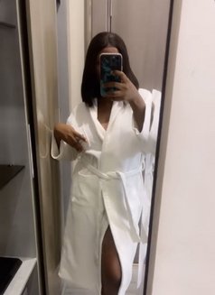 Vivian - companion in Lagos, Nigeria Photo 1 of 1