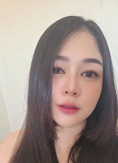 Vivian professional massage - puta in Riyadh Photo 14 of 14