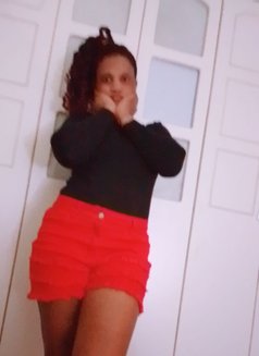 Vivian New Arrival - escort in Jeddah Photo 2 of 4