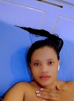 Vivian New Arrival - escort in Jeddah Photo 4 of 4