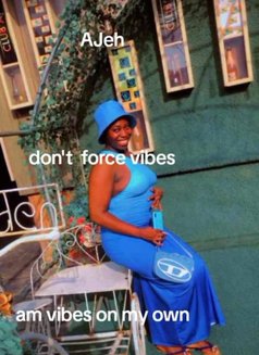 Vivian Phills - escort in Dubai Photo 5 of 14