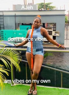 Vivian Phills - escort in Dubai Photo 14 of 14