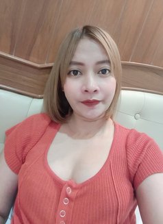 Vivian - escort in Bangkok Photo 4 of 4