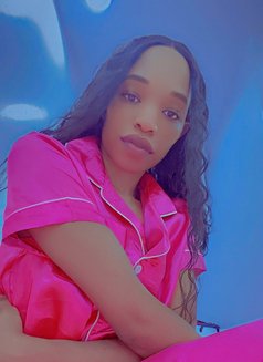 Vivian - escort in Riyadh Photo 12 of 14