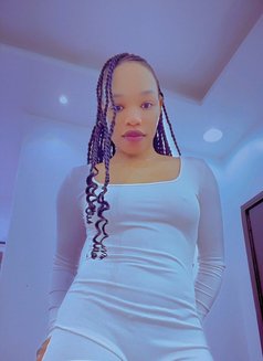 Vivian - escort in Riyadh Photo 18 of 18