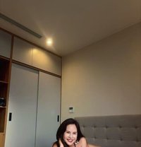 Vivian - escort in Hanoi