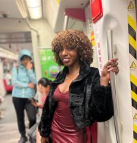Viviana - escort in Singapore