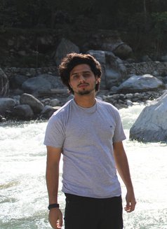 Vivid - Male companion in Islamabad Photo 2 of 2