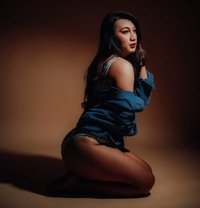 Vivid Vixen - Transsexual escort in Makati City