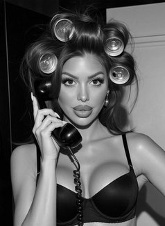 Vivienne European Model 100% Real photos - escort in Hong Kong Photo 18 of 18