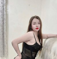 Vivienne - escort in Mumbai Photo 4 of 6