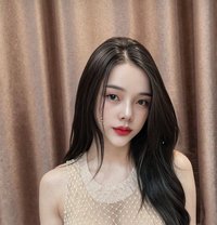 Vivii - escort in Taipei