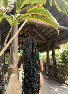 Vivy - puta in Malindi Photo 1 of 3
