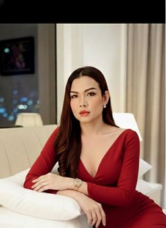 Vivy Vivy - masseuse in Dubai Photo 6 of 7