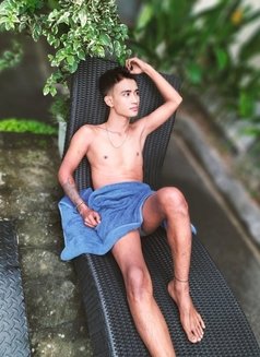 Vj Fadel - Acompañantes masculino in Bali Photo 4 of 4