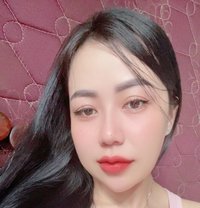 Colombia 🇨🇴 and singapore 🇸🇬 - puta in Kathmandu