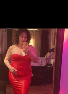 Voluptous Isabelle in Tel Aviv - masseuse in Tel Aviv Photo 10 of 12