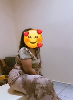 Voluptuous zara - escort in Dubai Photo 25 of 30