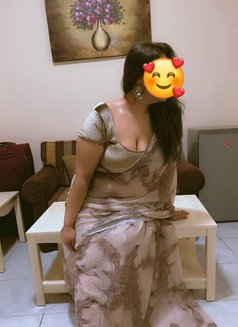 Voluptuous zara - escort in Dubai Photo 29 of 30