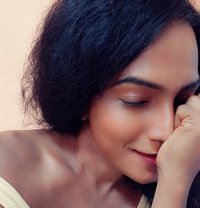 Vomika - Acompañantes transexual in Hyderabad Photo 1 of 2